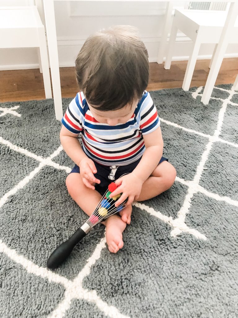 Looking for ways to practice your baby's pincer grasp? Try these 5 easy ways to help your infant reach this important milestone.