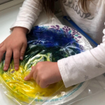 No-Mess Finger Paint Activity
