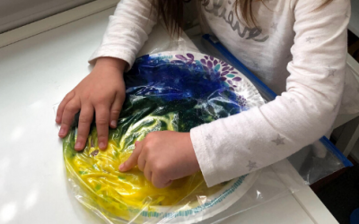 No-Mess Finger Paint Activity