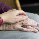 4 Things to Consider When Choosing a Care Center for a Loved One