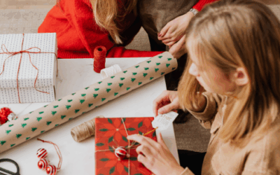 22 Christmas Kindness Activities for Kids (Sweet Daily Countdown Ideas)