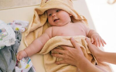 How Hooded Towels Help Babies and Toddlers Feel Safe and Calm After Bath Time