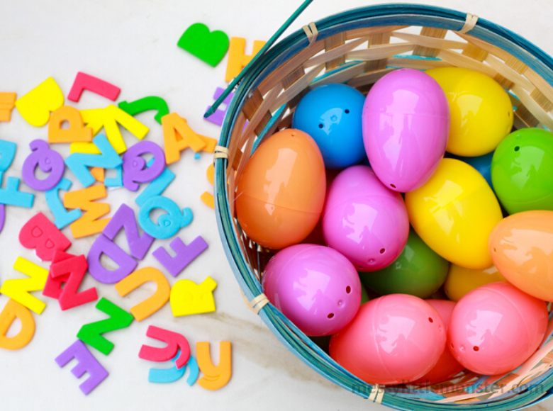 Easter is the perfect opportunity to prepare activities for your toddler. Here are the best toddler Easter activities on the internet.